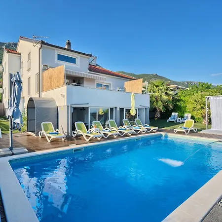 Family Friendly House With A Swimming Pool Kastel Stari, Kastela - 22138 Dom wakacyjny *