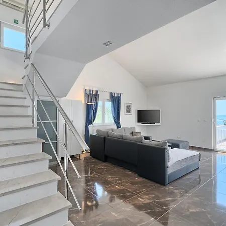 Family Friendly House With A Swimming Pool Kastel Stari, Kastela - 22138 Dom wakacyjny *