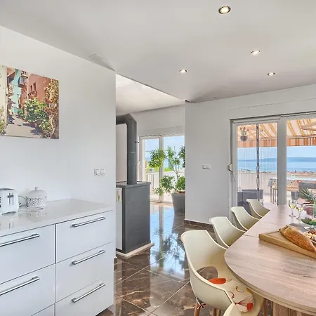 Family Friendly House With A Swimming Pool Kastel Stari, Kastela - 22138 Dom wakacyjny